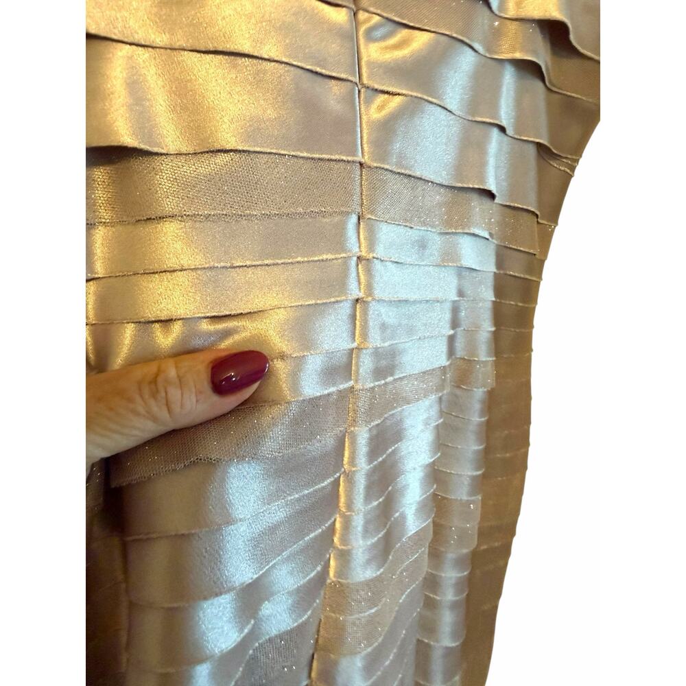 NWT Champagne Sparkly Connected Dawn Oliva Cocktail Dress - Size 10 - Picture 7 of 13